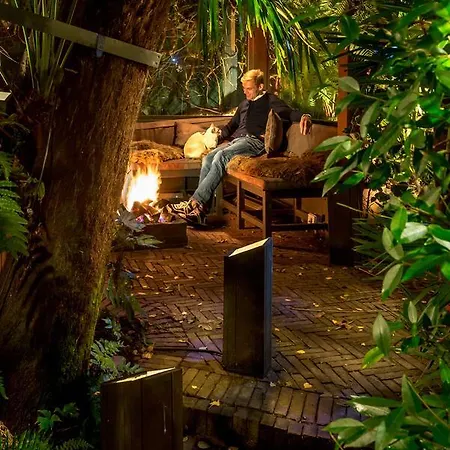Garden Centre Hotel 3*