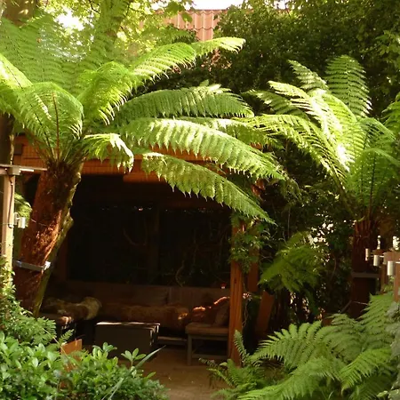 Garden Centre Hotel